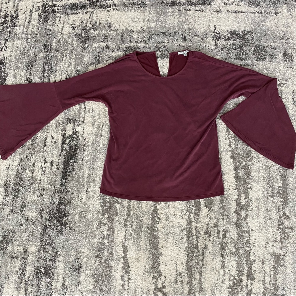 Green Envelope || purple bell sleeve blouse